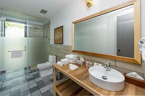 WelcomHeritage Cheetagarh Resort and Spa