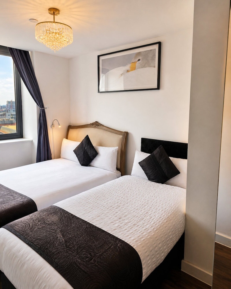 2 Bedroom Central Apartment