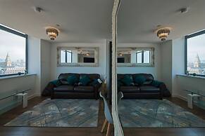 2 Bedroom Central Apartment With Parking