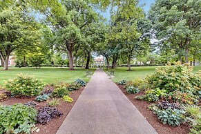 RESTAURANT on site. Walk to everything by RedAwning
