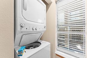 Dog-Friendly Quiet Cove Condo with Pool by RedAwning