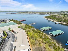 Dog-Friendly Quiet Cove Condo with Pool by RedAwning