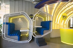 YELLO Hotel Kuta Beachwalk Bali