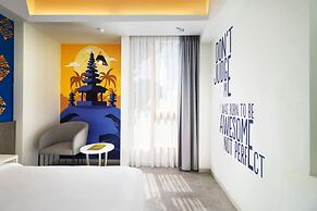 YELLO Hotel Kuta Beachwalk Bali