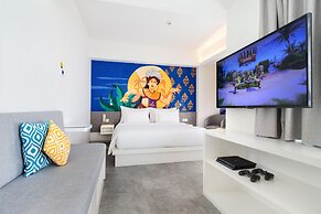 YELLO Hotel Kuta Beachwalk Bali