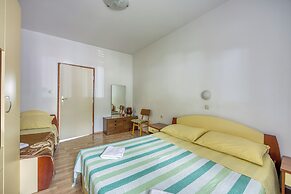 Vir Island Apartments Basic