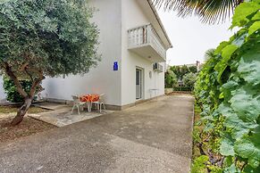 Vir Island Apartments Basic