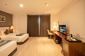 Rex Quang Binh Hotel