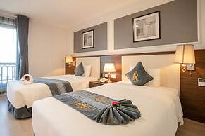 Rex Quang Binh Hotel