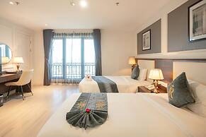 Rex Quang Binh Hotel