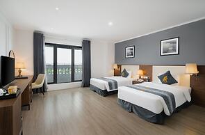 Rex Quang Binh Hotel