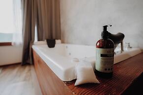 Böden Hotel by AKEN Soul