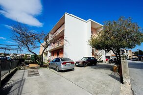 A3 Apt w Balcony & sea View,2 min Walking to Beach