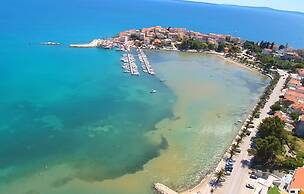 A3 Apt w Balcony & sea View,2 min Walking to Beach