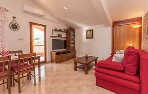 Obrovackrusevo, Modern apt w. Terrace & sea View