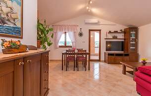 Obrovackrusevo, Modern apt w. Terrace & sea View