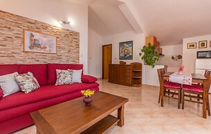 Obrovackrusevo, Modern apt w. Terrace & sea View