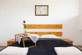 Cherry Garden Apartments by Renters