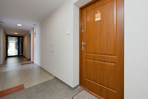 Cherry Garden Apartments by Renters