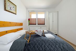 Cherry Garden Apartments by Renters