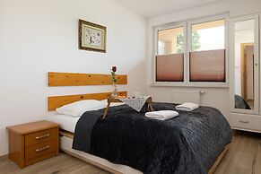 Cherry Garden Apartments by Renters