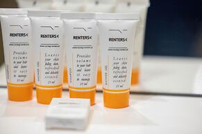 Cherry Garden Apartments by Renters