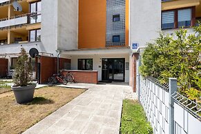 Cherry Garden Apartments by Renters