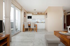 Reymonta Apartments by Renters