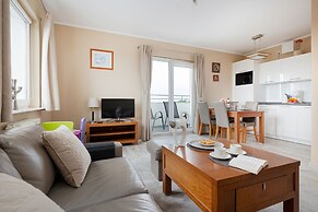 Reymonta Apartments by Renters