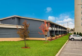 Suburban Studios Buffalo Airport