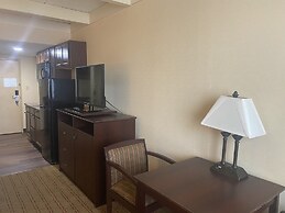 Suburban Studios Buffalo Airport