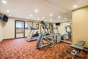 Suburban Studios Buffalo Airport