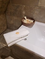 Hocus Pocus Tiny Hotel