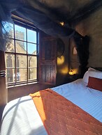 Hocus Pocus Tiny Hotel