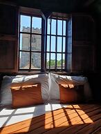 Hocus Pocus Tiny Hotel