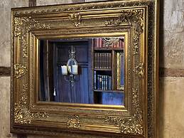 Hocus Pocus Tiny Hotel