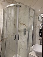 Hocus Pocus Tiny Hotel