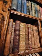 Hocus Pocus Tiny Hotel