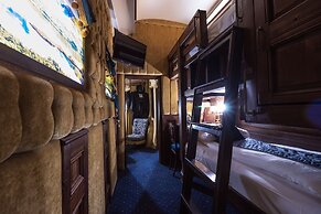 Hocus Pocus Tiny Hotel