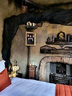 Hocus Pocus Tiny Hotel