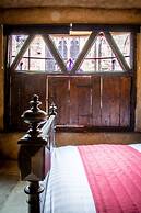 Hocus Pocus Tiny Hotel