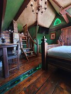 Hocus Pocus Tiny Hotel