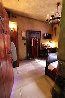 Hocus Pocus Tiny Hotel