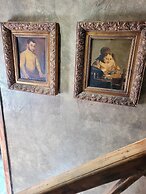 Hocus Pocus Tiny Hotel