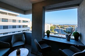 Penthouse Luxury Suite