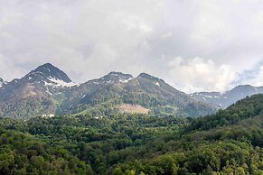 More Apartments na Estonskoy 37 k3