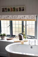 The Bell at Sapperton