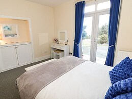 Llys Madoc, Basement Apartment
