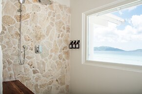 Long Bay Beach Resort