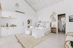 Long Bay Beach Resort